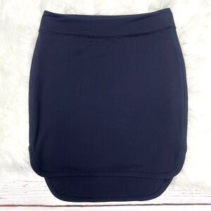 •|•LULULEMON ATHLETICA•| Navy Blue High Low Skirt Size 6 (1 of 2)